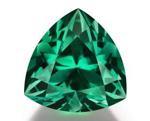 Выращенный Изумруд 