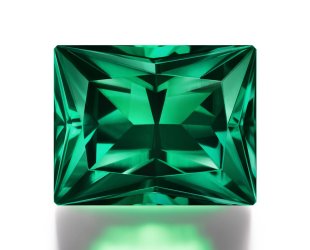 Выращенный Изумруд 